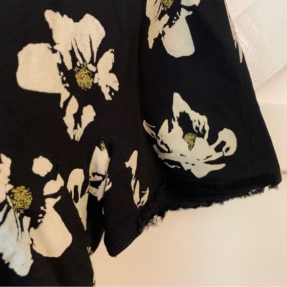 Proenza Schouler Short Sleeve Floral Printed Raw Hem Mini Dress Black Sz 6 - Picture 4 of 13